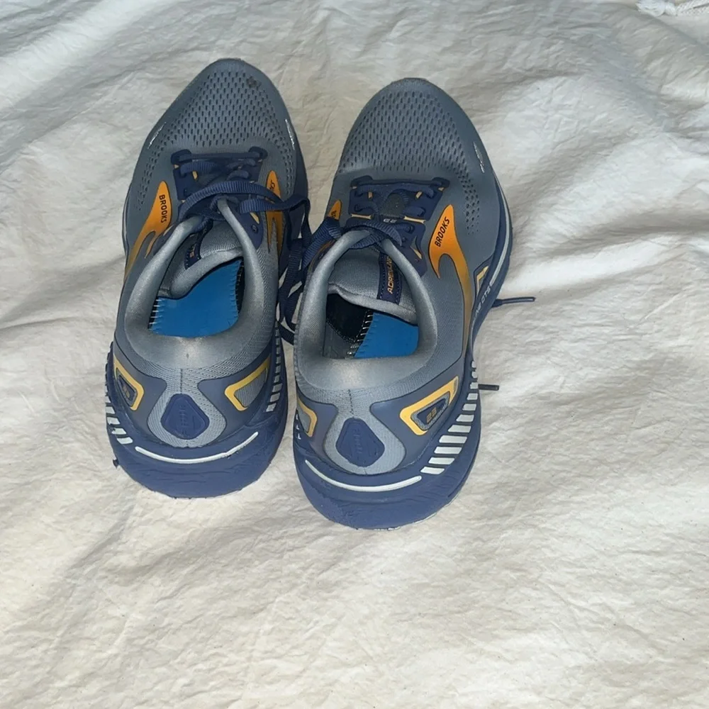 Brooks Adrenaline GTS 23 Grey Crown Blue Orange Running Shoe Men's Size 10